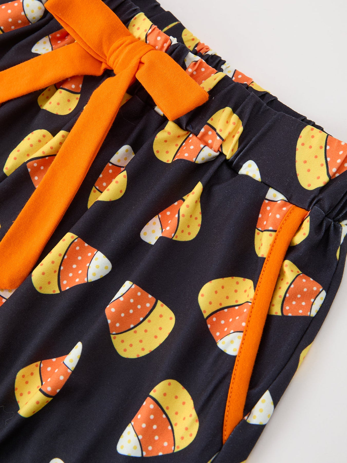 π Candy Corn Mommy & Me Matching Halloween Pajama Set